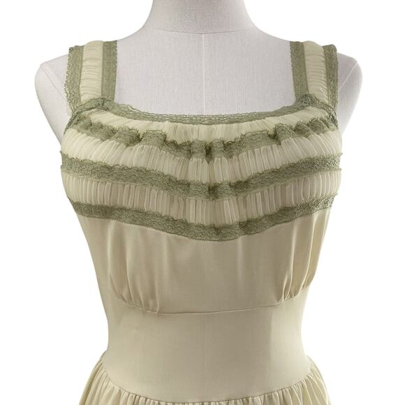 Vintage 50s Pinehurst Lingerie Green Nylon Lacy Chiffon Pinup Nightgown Size 32 - Picture 5 of 10